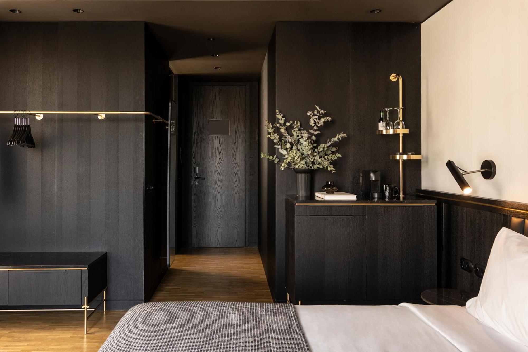 The Modernist Hotel