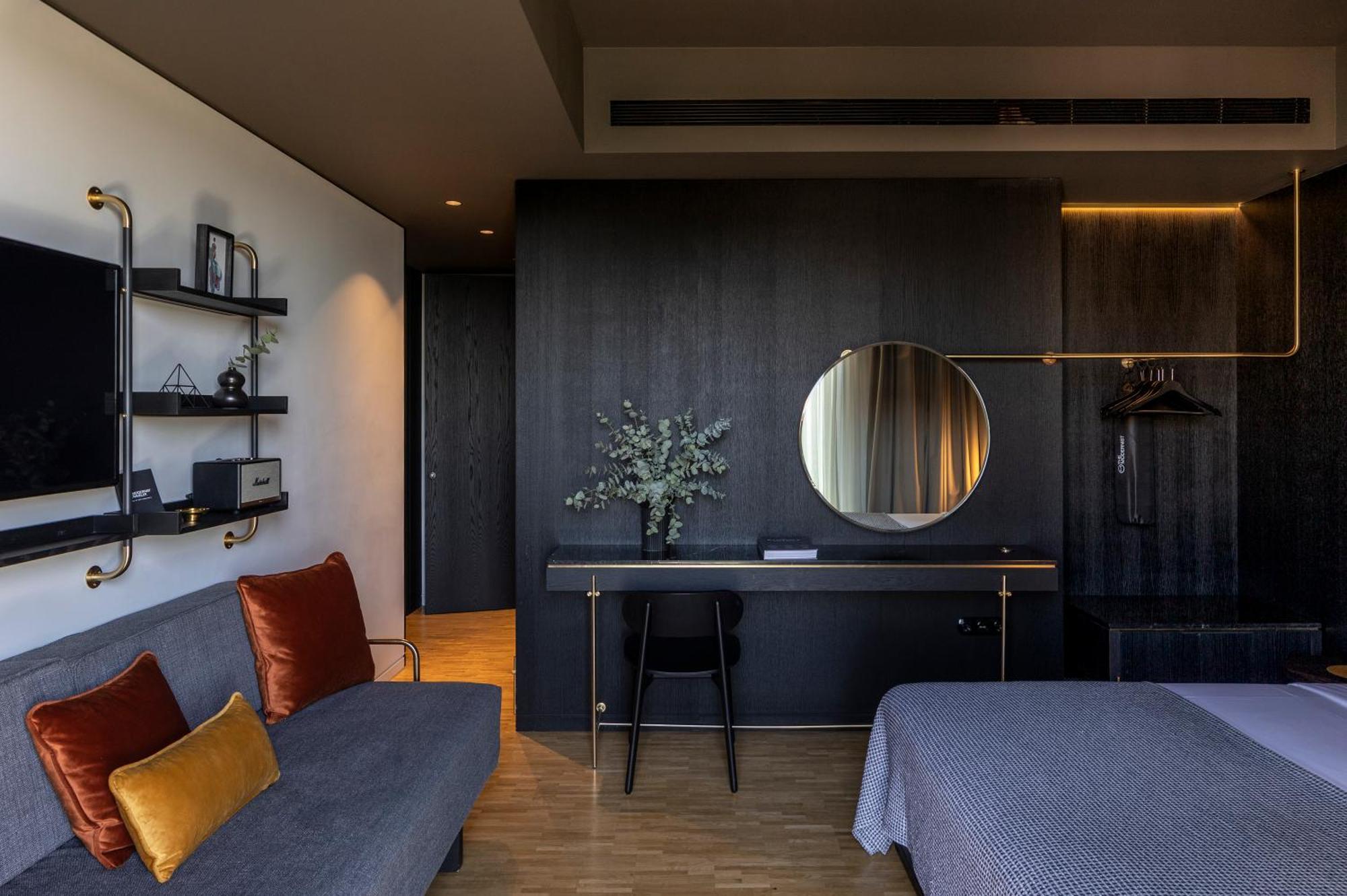 The Modernist Hotel Atenas
